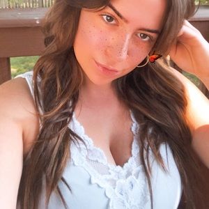 Meet your Posher, Marina